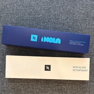 Nespresso NOLA Style Blend with Descaling Kit - Blue and Cream